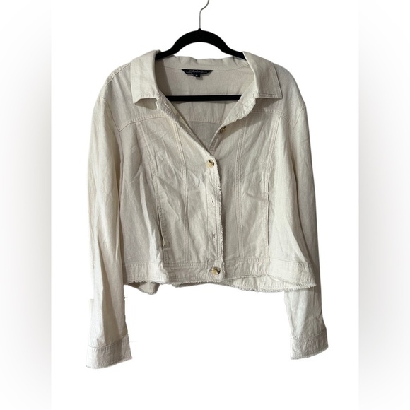 CHARLIE B Jackets & Blazers - CHARLIE B Cream Jean Button Up Jacket Fringe XL Pockets